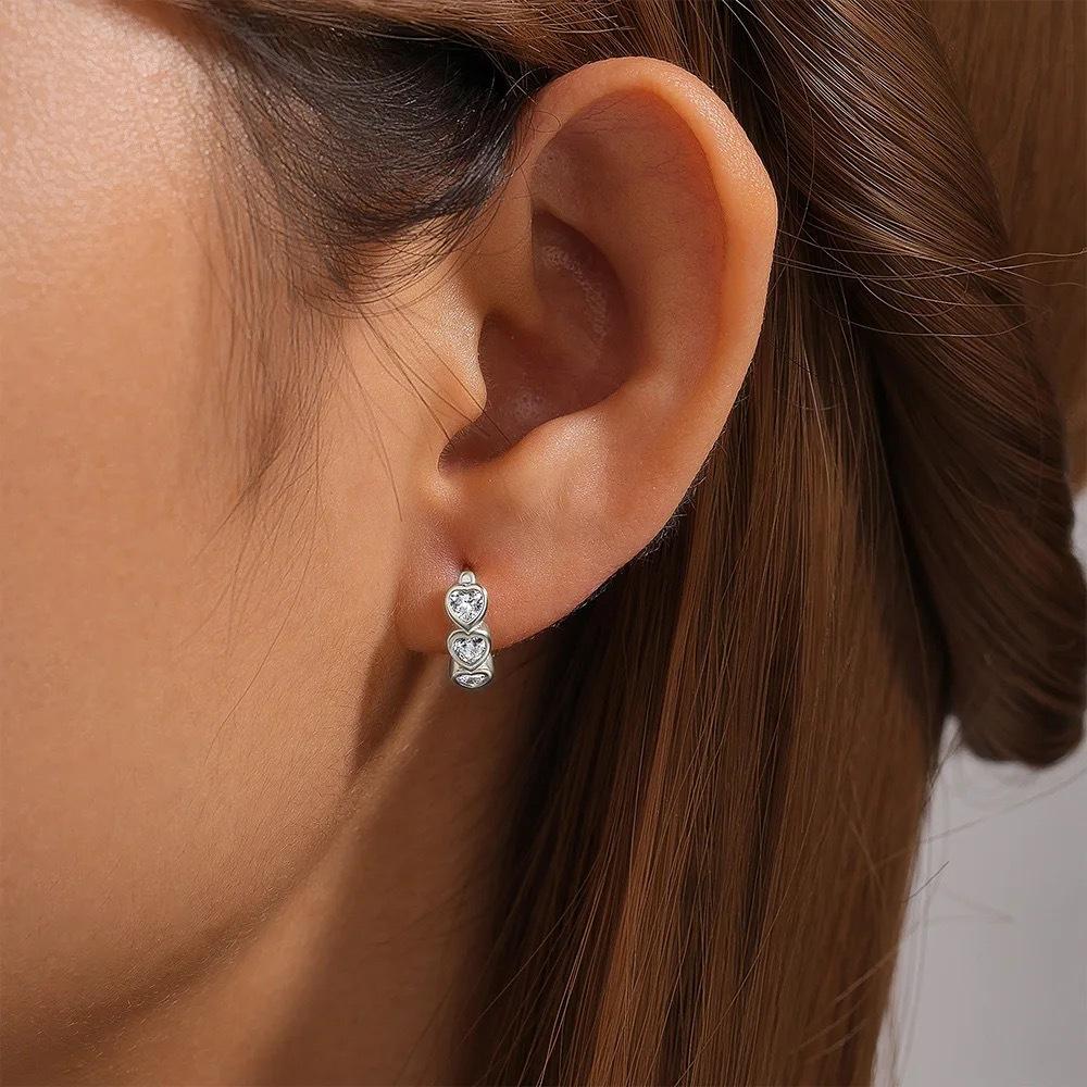 2026 Heart Diamond Earrings Blue Zircon Ear Buckles Earrings Femininity Love Earrings
