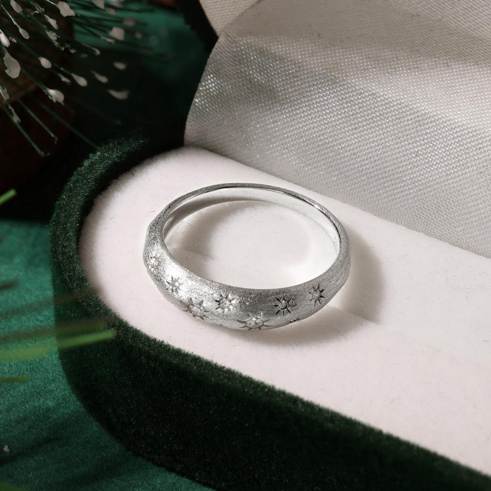 Luxury Star-Studded S925 Sterling Silver Zirconia Ring for Women - Classic Christmas Jewelry