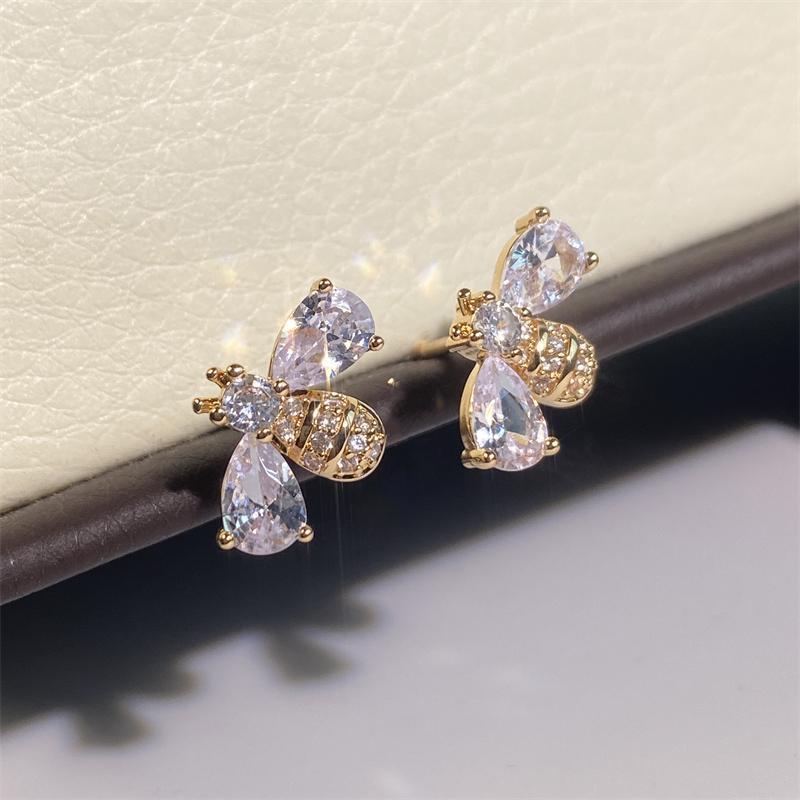 ZAKOL Temperament Cubic Zirconia Insect Bee CZ Stud Earrings for Women Delicate Animal Crystal Earrings Zircon Brincos