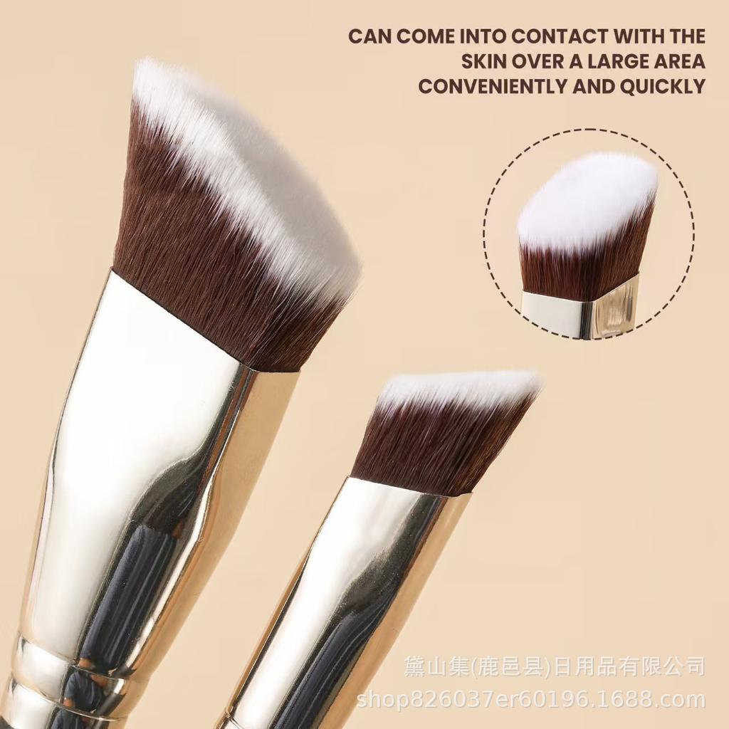 Angled Trapezoidal Wooden Handle Foundation and Contour Brush – High-Efficiency Makeup Tool for Precise Face Application