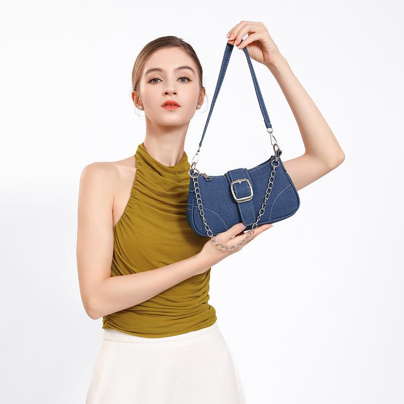 

Simple Style Fashionable Single-shoulder Crossbody Bag with Chain Strap and Shoulder Bag for The Underarm Area темно-синього кольору