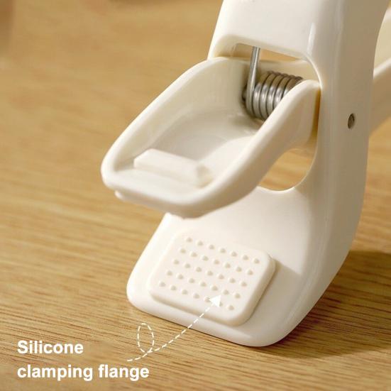 Anti-scald Clip Heat Resistant Bowl Clamp Multi-Angle Non-Slip Grip Oven Safe Ergonomic Kitchen Clip Lifter