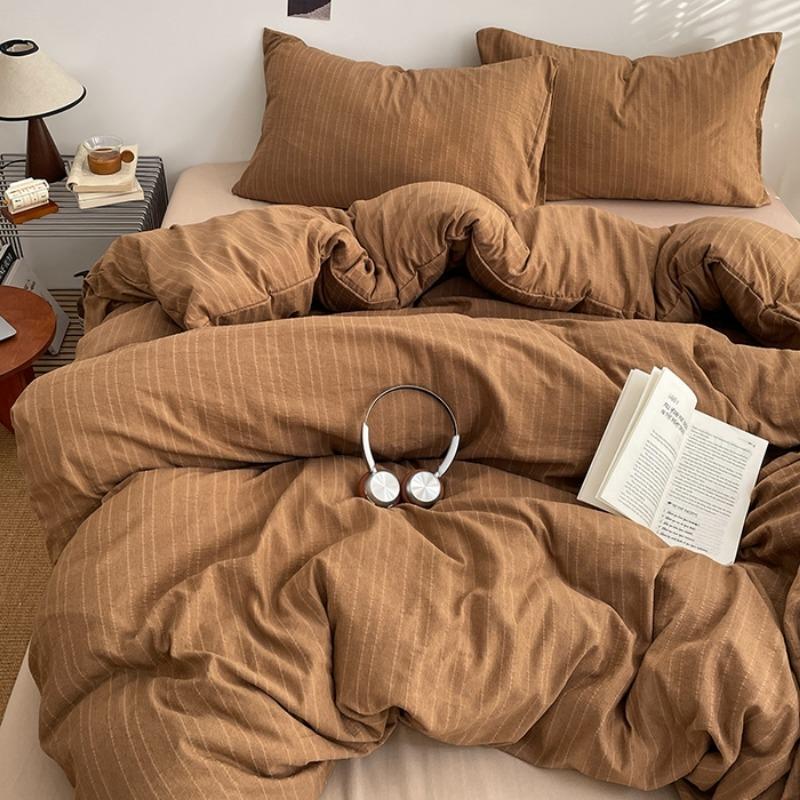 

Bed four-piece set high gram weight cationic jacquard solid color quilt cover student dormitory bed sheet three-piece set 1.2m sheet 3pcs