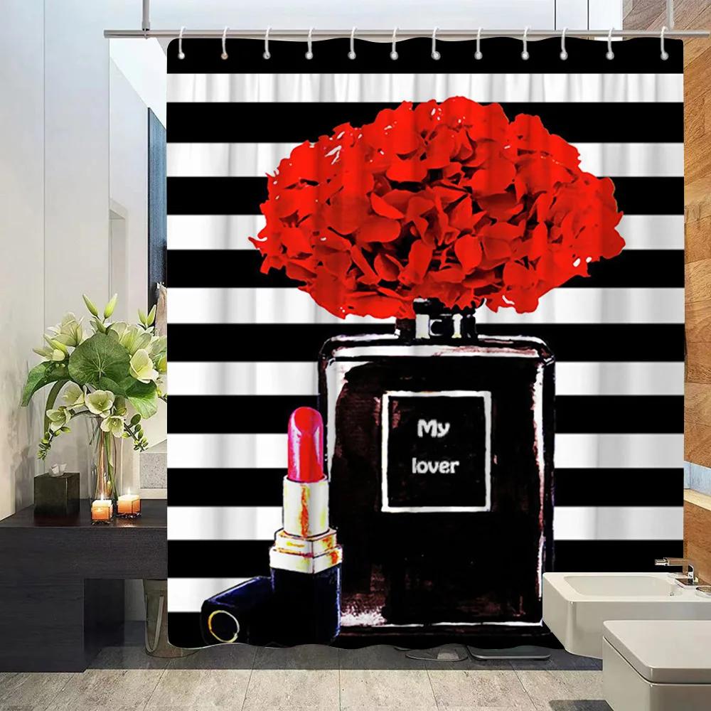 Kosmetisk Parfym och Blommig Duschdraperi och Matta Badrumssats Blommor Klackar Läppstift Hemtextil Hängande Gardiner Badrumsinredning