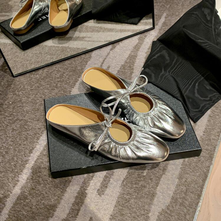 Fashion Retro Pleated Flat Baotou Slippers for Women Casual Spring Summer Shallow Soft Sole Solid Color Outdoor Lightweight Mules Slides