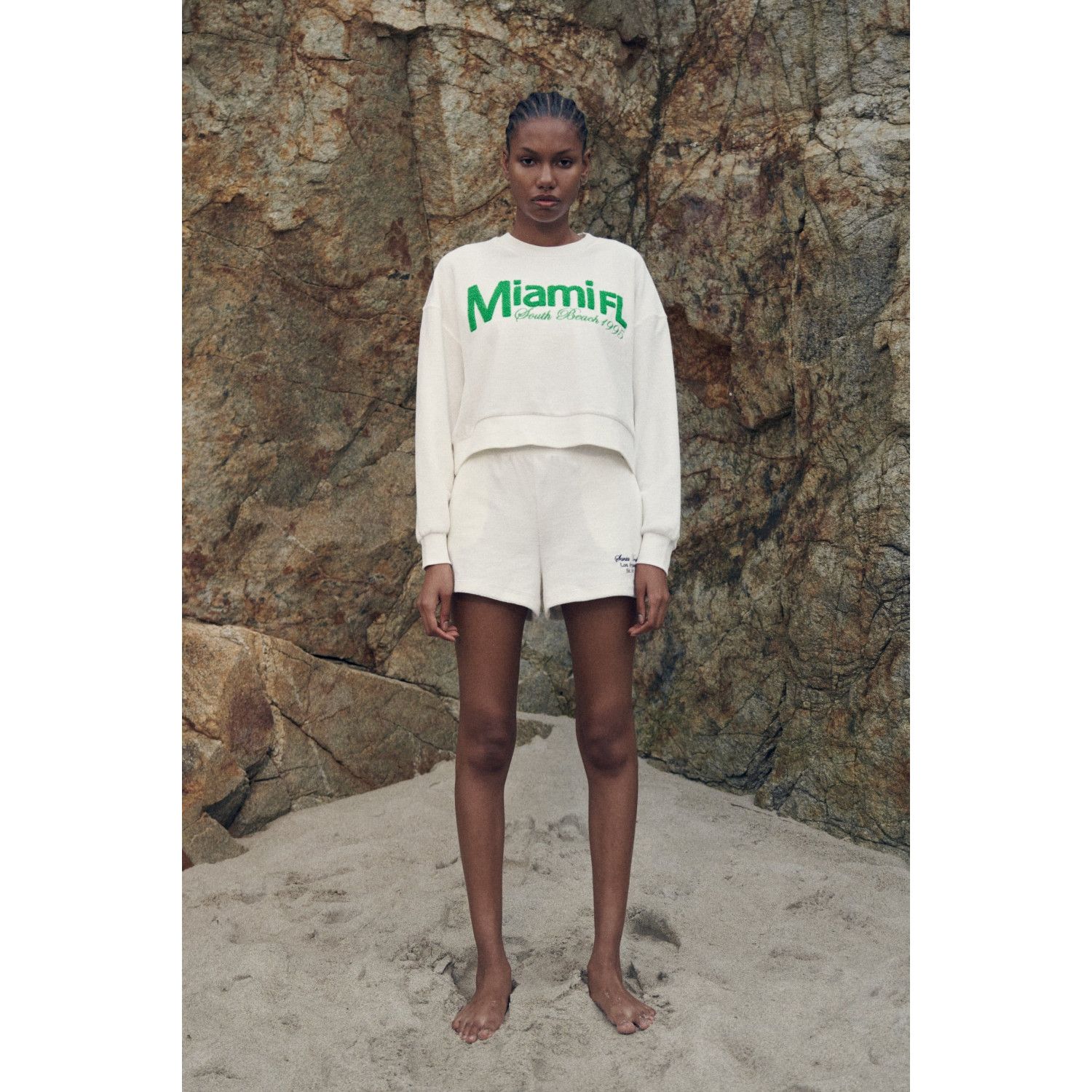 

TERRY SWEATSHIRT WITH SLOGAN