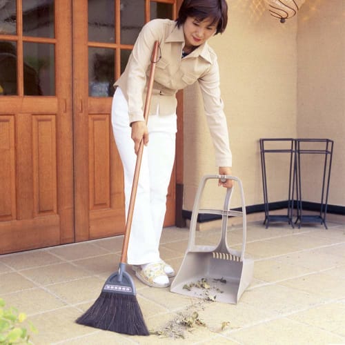 Azuma Industrial Gravel Sorting Cross-Shaped Dustpan, Separates Gravel and Leaves, Lightweight and Rust-Resistant Resin Dustpan, Width 33.5cm, Total L