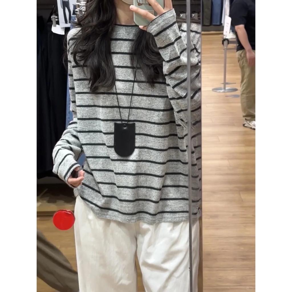 Polished thickened wool knitted sweater for women's autumn and winter contrasting colors, striped bottoming top, versatile temperament, front shoulder