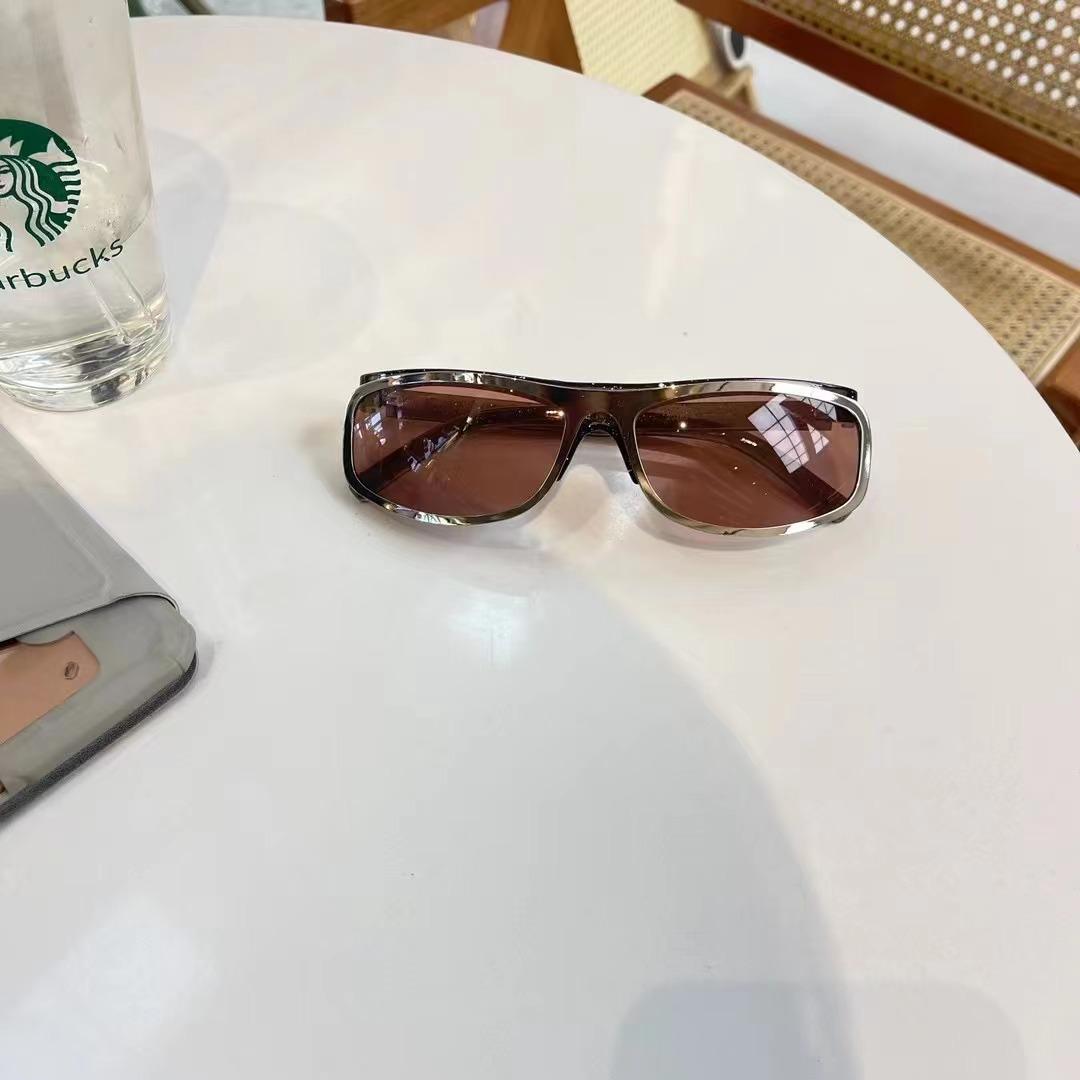 

European American Style Sunglasses Women New Style Oval Shape Sun Glasses For Men Travelling Hiking Outdoor Sunglass