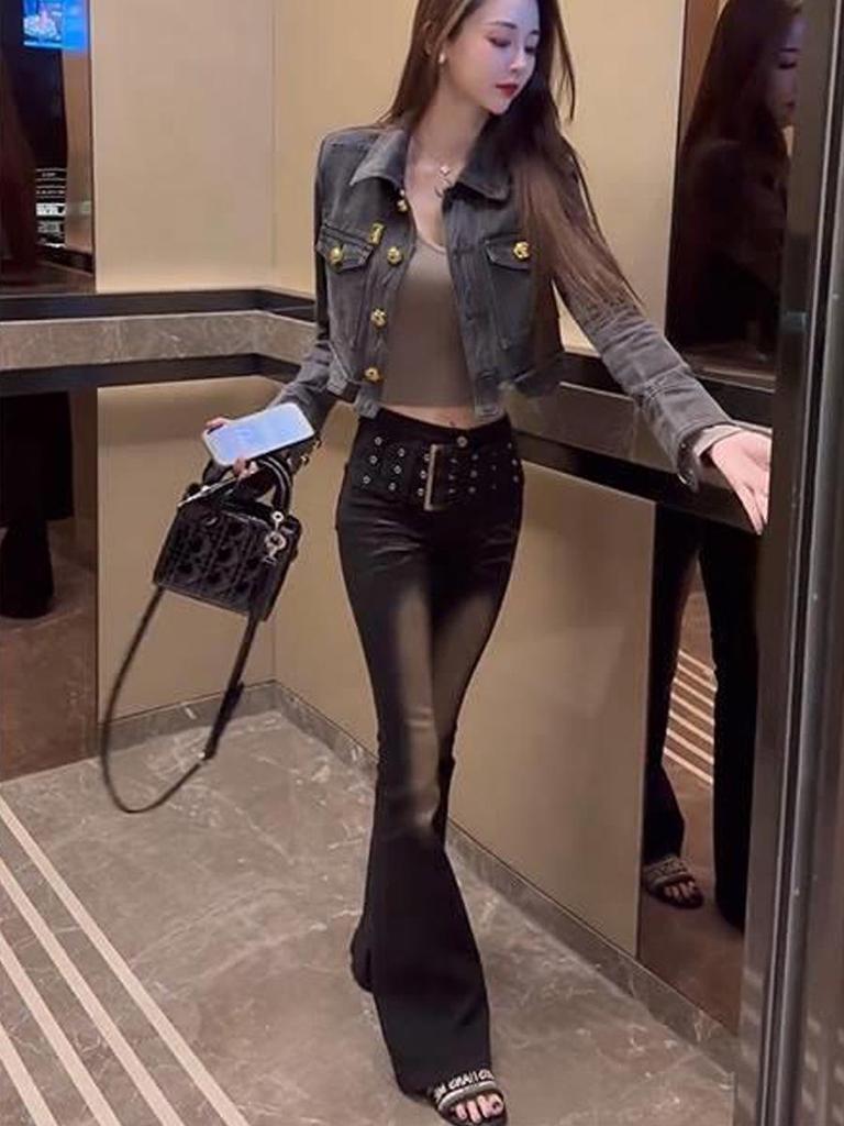 Versatile 2024 Trendy Low-Waisted Slimming Stretch Denim Micro-Flare Jeans