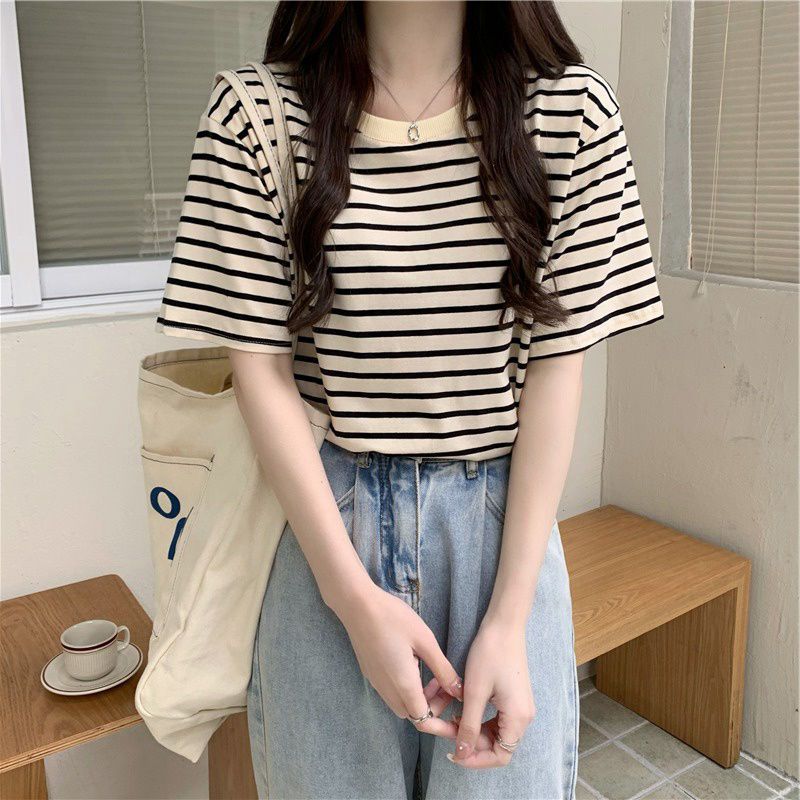 Women's Crew Neck Short Sleeve T-Shirt Loose Striped Print Commuter Style Summer Casual Top