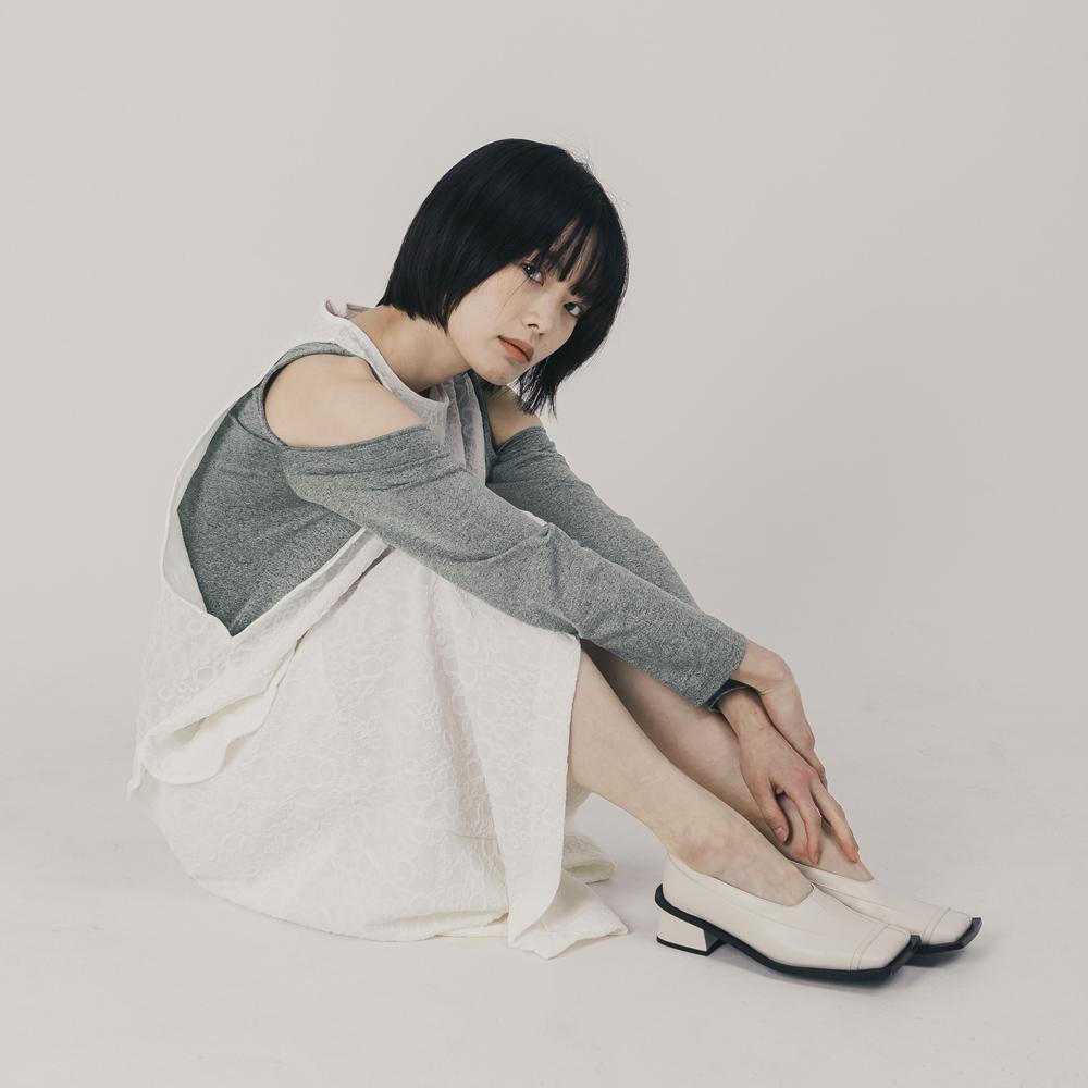 WHIMSY MIND Cocoon Sleeveless Blouse_Ivory