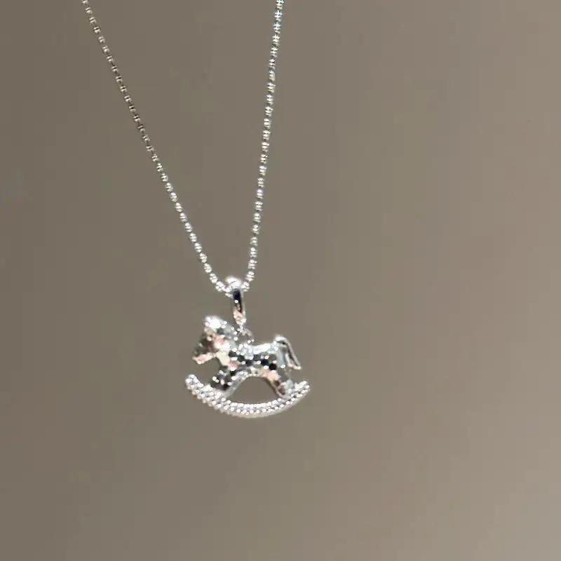 Collier Pendentif Poney Exquis Tendance Pour Femme Girly Polyvalent Chaîne Clavicule Nouveauté Accessoires Bijoux Cadeau Année du Cheval