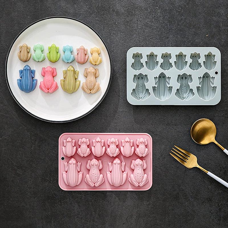 Silicone Frog Molds, 10-Cavity 3D Animal Shape, 7.13 X 4.37 Inches, For Baking Cupcake Topper Chocolate Candy