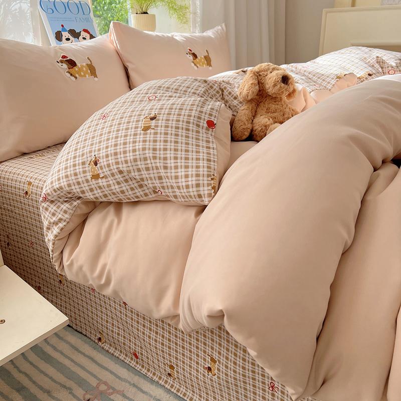 New Cartoon Duvet Cover Set Towel Embroidery Bedding Set Double-Sided Design Bed Sheet Set Adult and Children Bedroom Decor