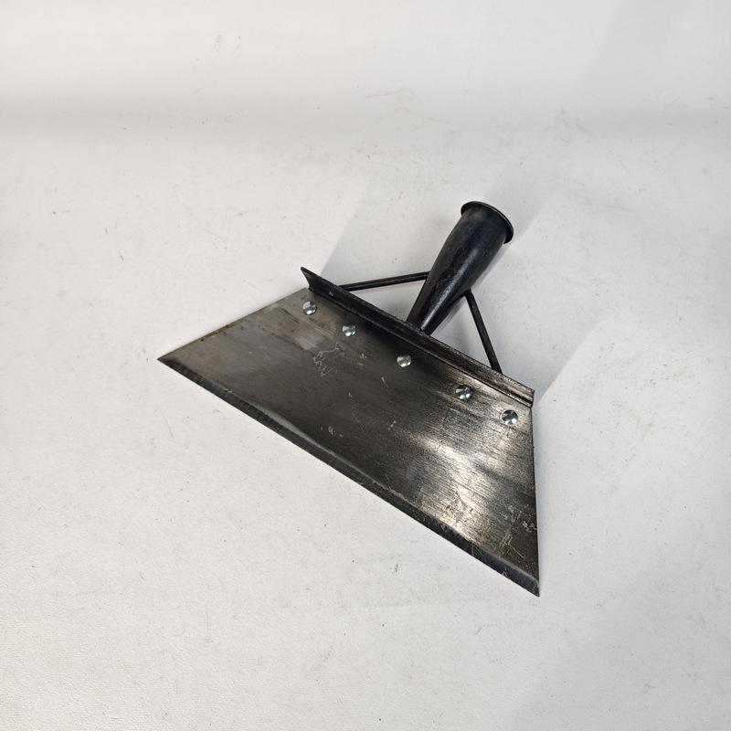 Multifunctional Steel Shovel for Cleaning Manure and Walls