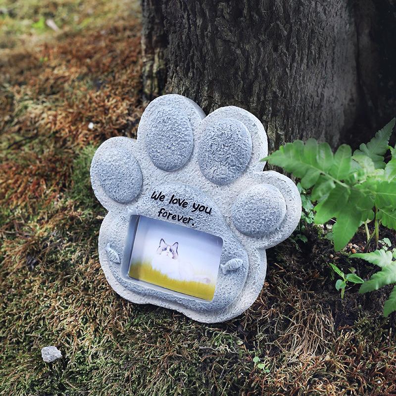Pet Dog Tombstone Creative Resin Simulation Memorial Stone Cat Tombstone Small Animal Sacrifice Monument Handicraft Ornaments