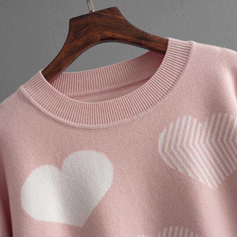 2024 Autumn/Winter Heart Jacquard Plus Size Loose Knit Pullover Sweater for Women