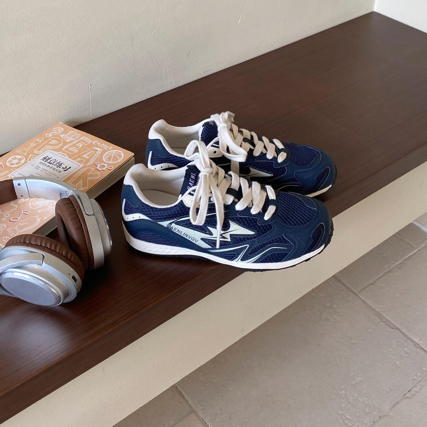 

2025 autumn casual running shoes mesh breathable lightweight thick-soled dad shoes retro soft-soled inner heightening sneakers 40 синий