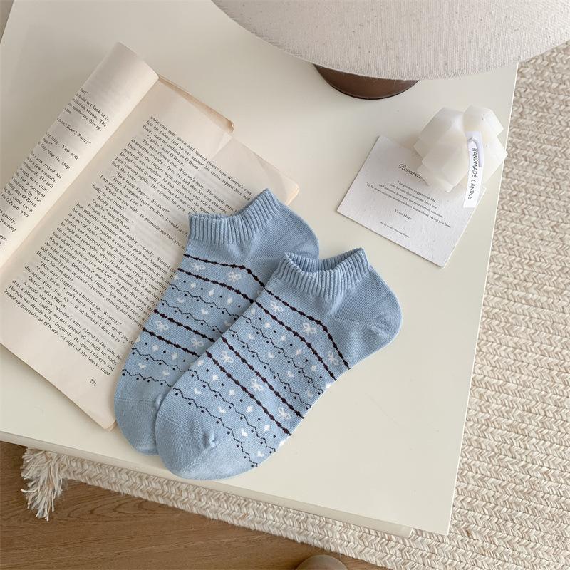 Spring and Summer Socks for Women, Pure Cotton Boneless Short Socks, Versatile, Simple and Trendy Socks, Boat Socks, Shallow Mouth, School Style