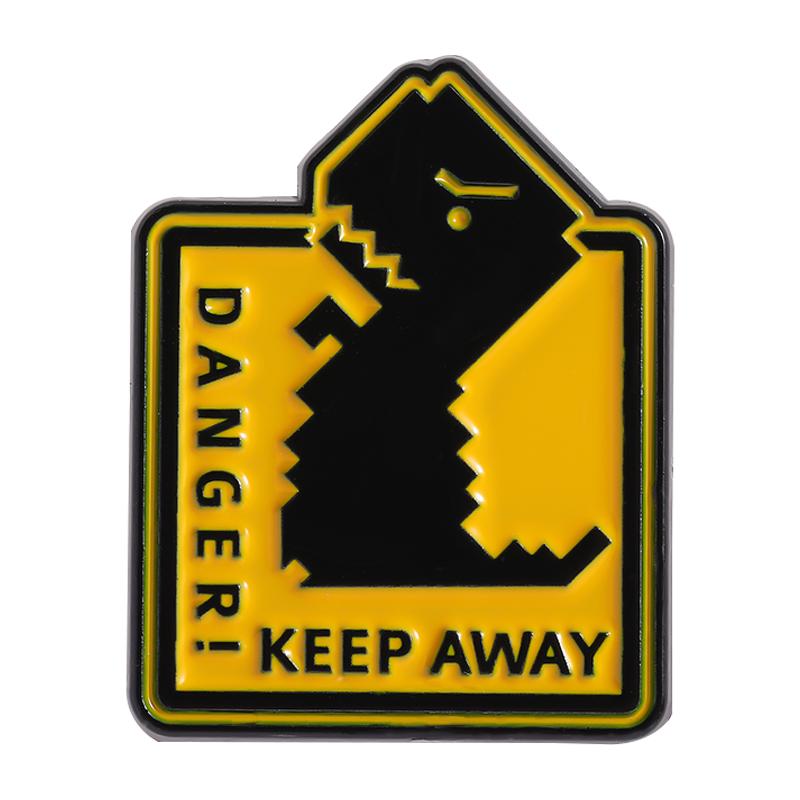 Dinosaurierkönigin Emaille-Pins Custom SIE IST EINE SCHÖNHEIT AUCH SEHR MÄCHTIG Broschen Anstecknadeln Kleidung Tier Schmuck Geschenk Freunde