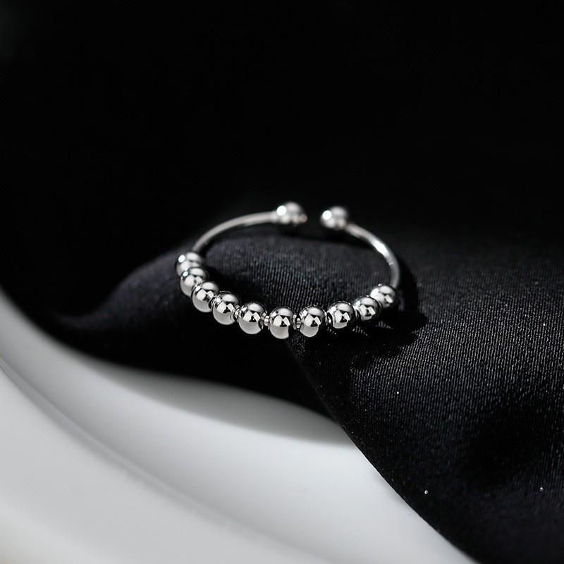 Trendy Women's Heart Ring: Versatile, Fashionable, Adjustable Color Block with Small Beads