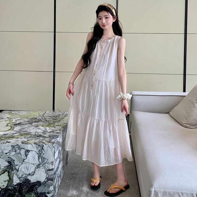 Korean Style Fresh Fashion Sleeveless Pleated Maternity Dress for Summer 2026