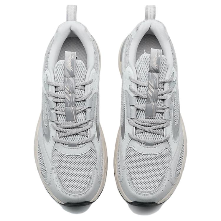 Xtep No Boundaries alla Moda Comode Leggere Resistenti Supporto Scarpe da Escursionismo Basse Uomo Scarpe da Escursionismo Grigio Fumo 975319170006-1
