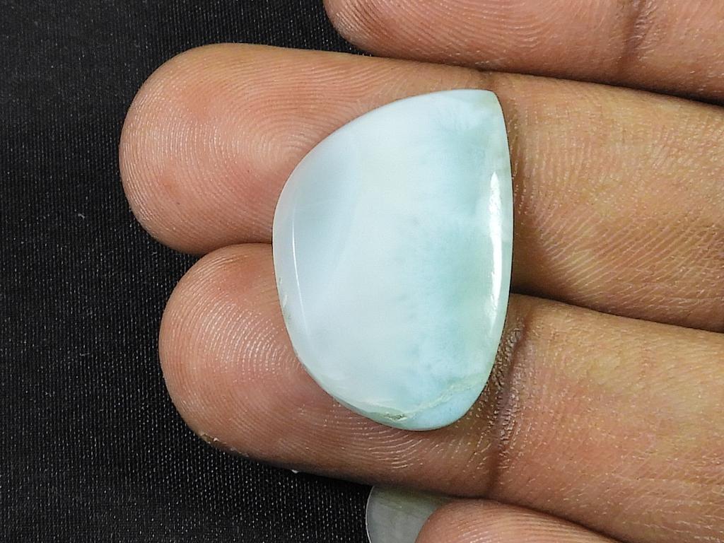 15Cts. NATURAL BLUE LARIMAR PECTOLITE HEALING CRYSTAL GEMSTONE 18X26X03 MM SK-1064