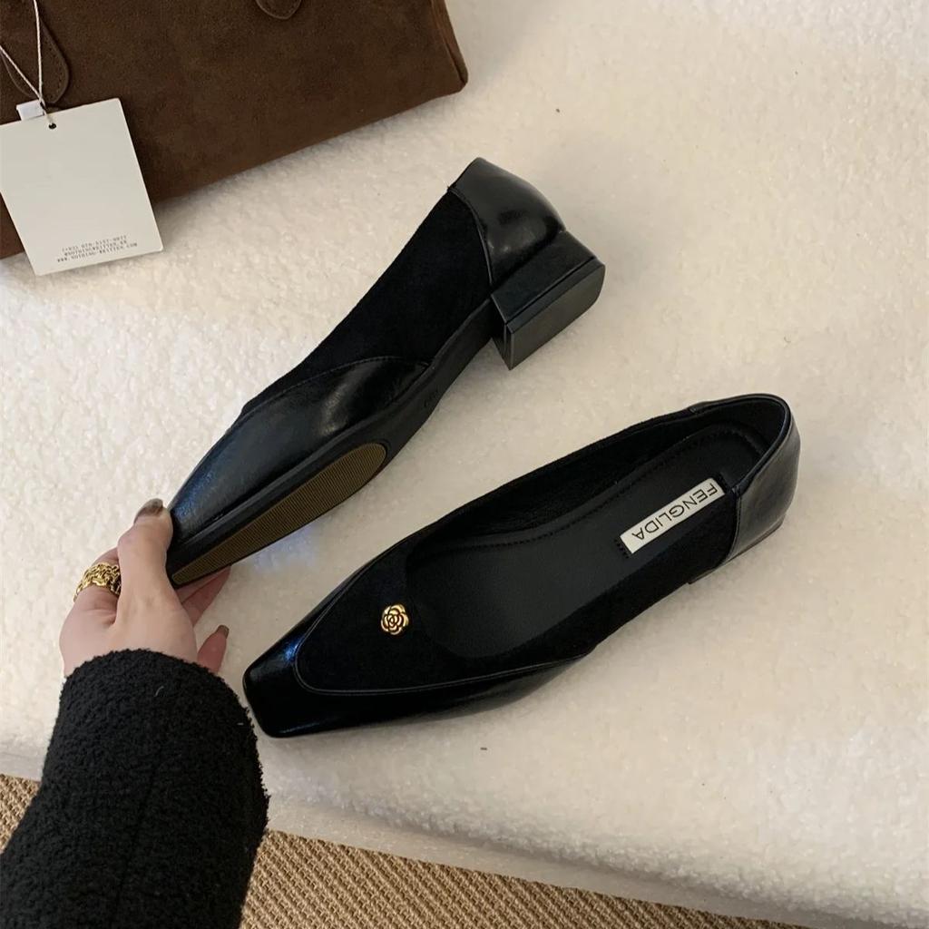 Fashion Retro Comfort Ballet Shoes Female Casual Daily Low Heel Loafers Luxury  Gold Metal Buckle Decoration Elegant Dress Party Pumps