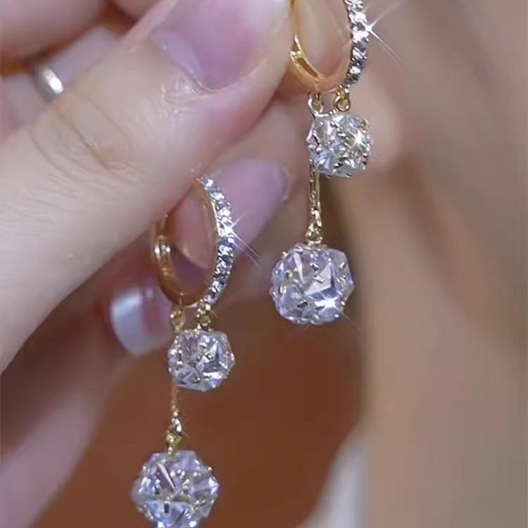 Light luxury fashion earrings super flash zircon ball fringed ear buckle temperament design exquisite versatile earrings