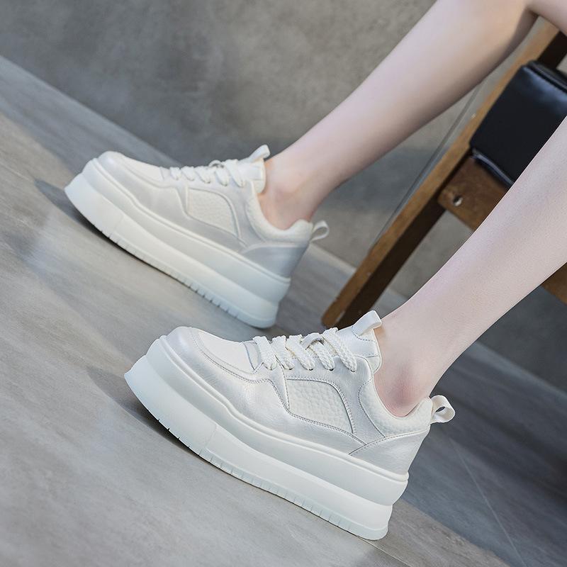 

Женская обувь на внутренней платформе весна новая повседневная обувь низкие кеды на шнуровке универсальная спортивная обувь маленькие белые туфли женская толстая подошва 40