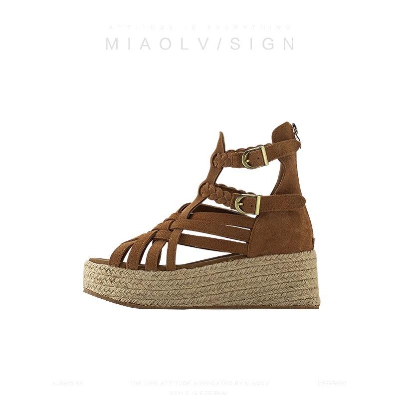 Retro thick-soled straw-woven leather sandals women's summer new open-toed waterproof table muffin shoes