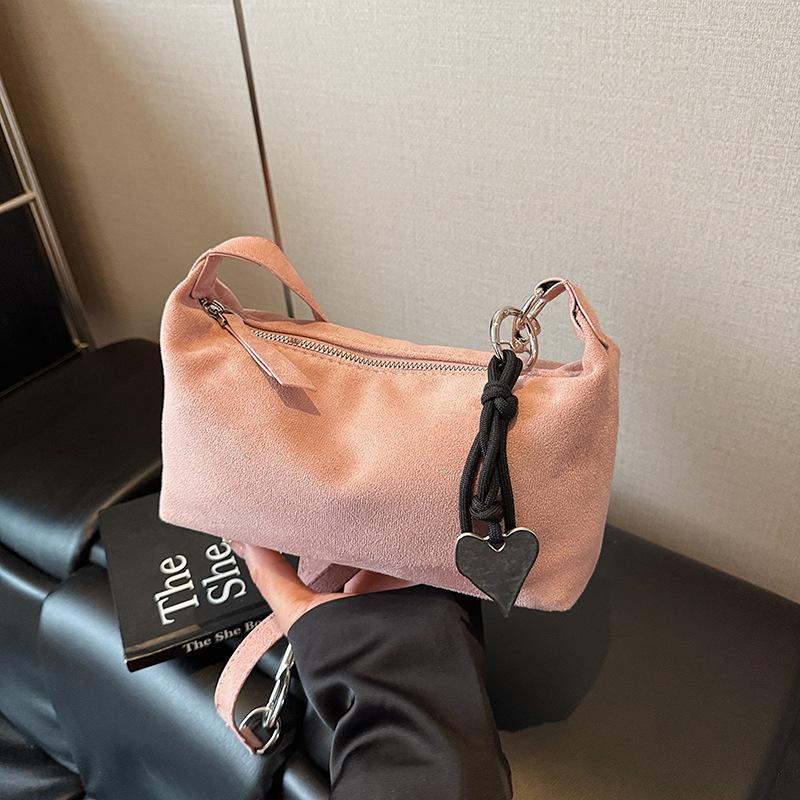

Niche suede bag women s new versatile shoulder underarm messenger bag going out small bag