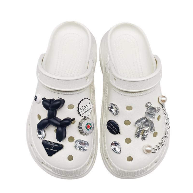 Passform Lochschuhe dekorative Schnalle DIY Ballonhund transparenter Bär Strass-Accessoires abnehmbare Perlenkette Schuhschnalle