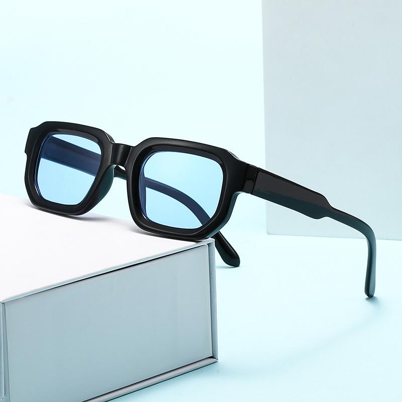 Square Retro European American Women's Sunglasses - High-End Fashion Sun Protection
