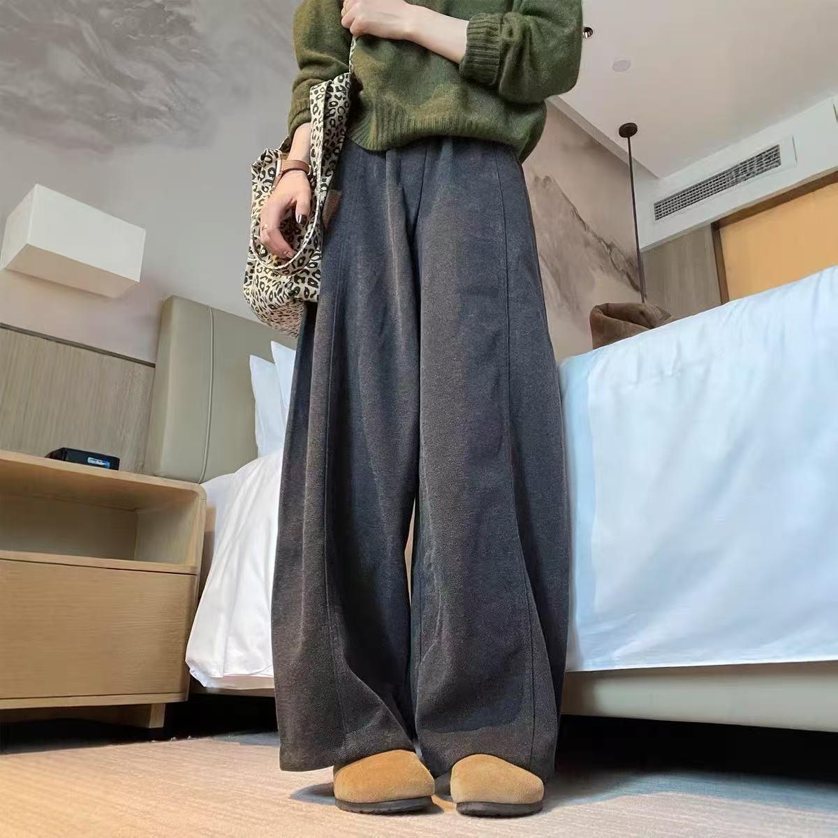 

Plus Size Petite Gray Wool Wide-Leg Curved Knife Pants for Women - Popular Casual Style 4XL (195-225 lbs) темно-серого