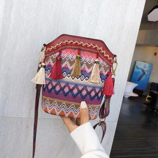 Boho Crossbody Bag with Tassel Retro Ethnic Crossbody Purse with Adjustable Strap Fringed Colorful Shoulder Bag for Women Holiday Street