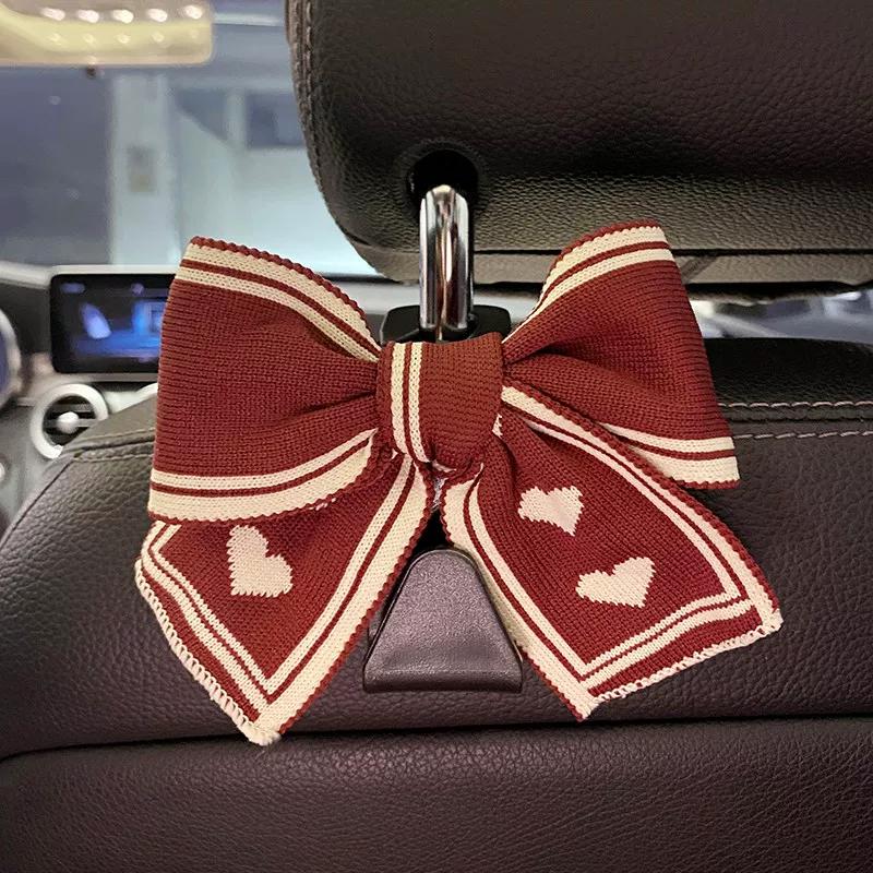 Car Hook for Rear Seat Backrest, Small Adhesive Hook for Vehicle, Multifunctional Hidden Decorative Hook for Car Interior 1 Red Bow Hook красный
