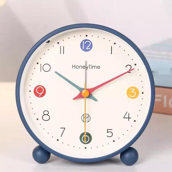 Analog Alarm Clock with Night Light Non-Ticking Silent Battery Operated Bedroom Desktop Digital Quartz Clock Children Students Birthday Gift