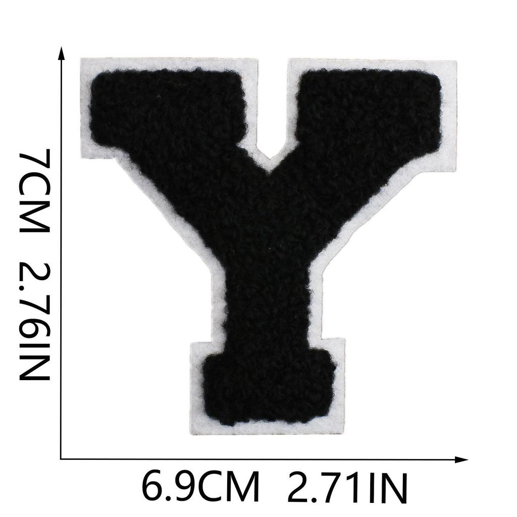 Brølende Himmel Chenille Bokstavlapp: 7cm Hvit Bakgrunn & Svarte Bokstaver A-Z, Strykemerke for Veskedekorasjon