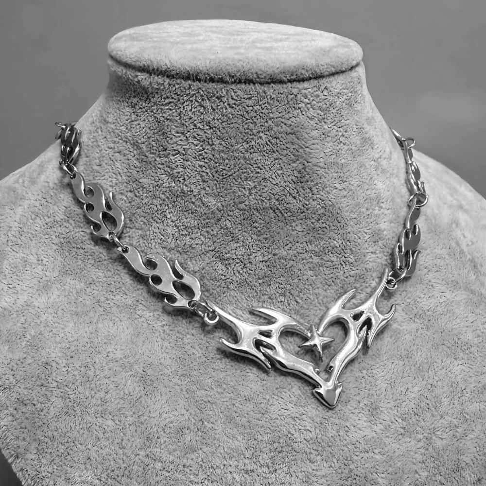 Hip Hop Personality Sliver Color Hollowed-out Flame Totem Heart-shaped Cross Thorny Chain Collar Necklace for Women Men Jewelry