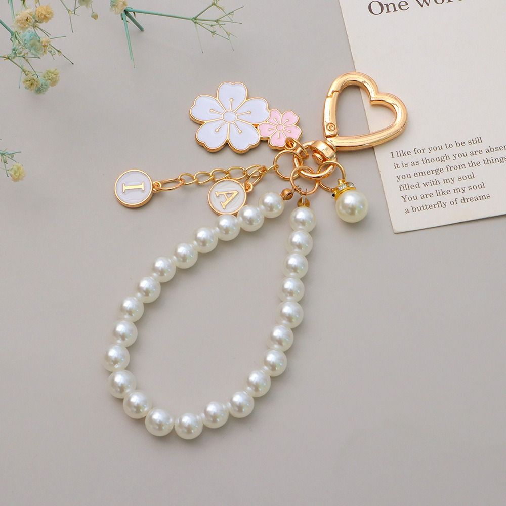 Trendy Letter Pendant Cherry Blossoms Keychain Luxury Fashion Car Key Ring Pearl Beaded Chain Bag Accessories