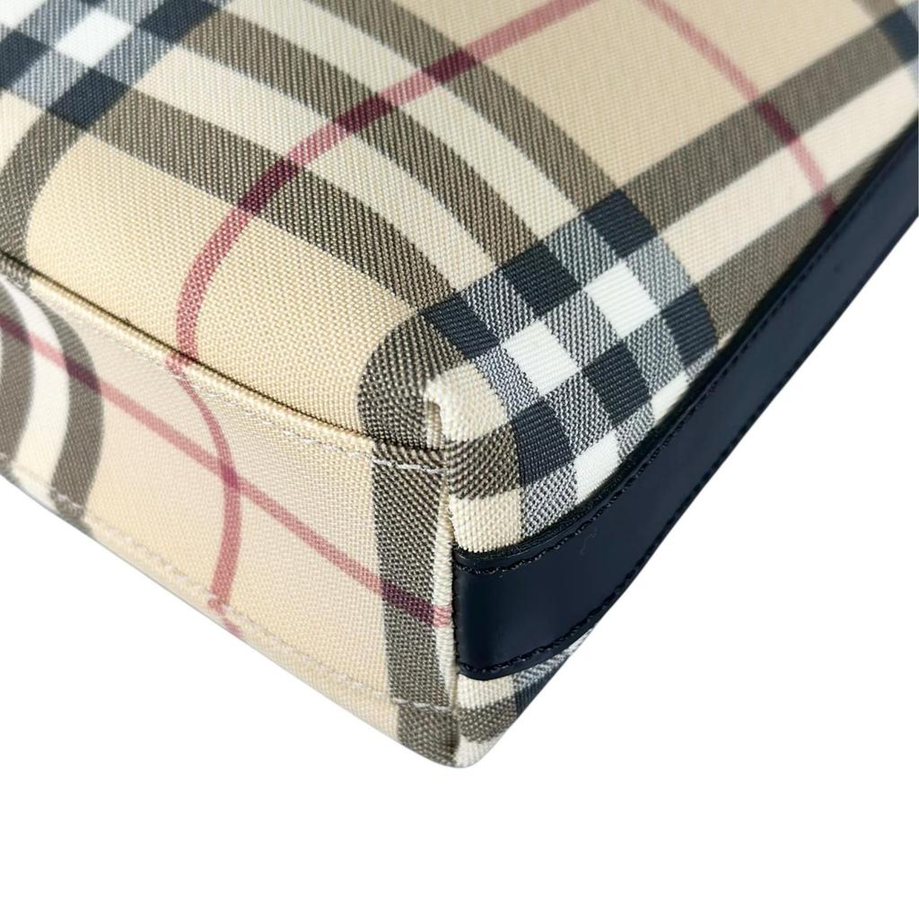 BURBERRY Shoulder Bag black Women Nova Check used