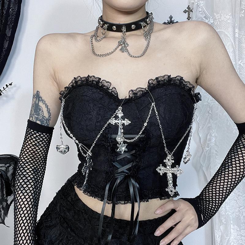 Corsetti, abbigliamento da donna alla moda ed elegante