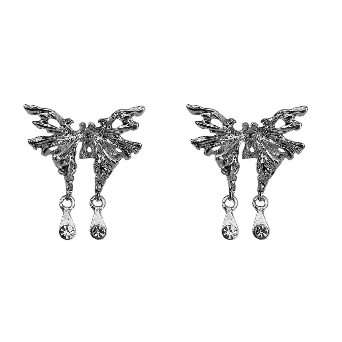 

Liquid butterfly stud earrings with diamonds, light luxury cold wind earrings, metal wind earrings, women s versatile earrings.