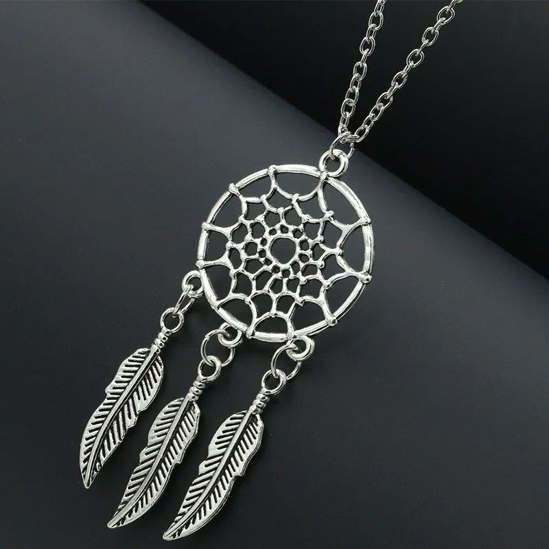Hollow Dreamcatcher Pendant Necklace for Women Fashion Leaf Feather Necklaces Vintage Ethnic Fashion Party Jewelry Gift Bijoux