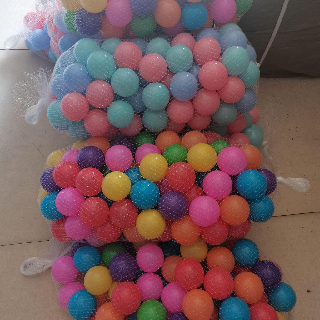 Eco-friendly Colorful Ocean Ball Pit for Children's Water Play