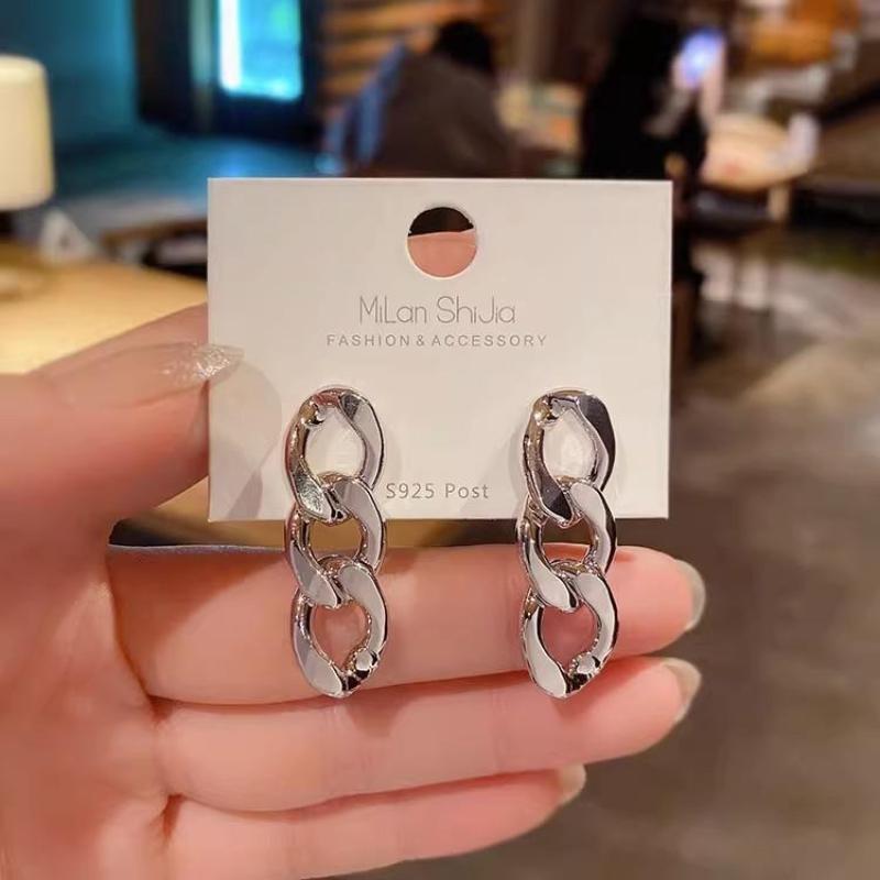 Personalized earrings stainless steel chain stud earrings hip hop European and American ear jewelry women