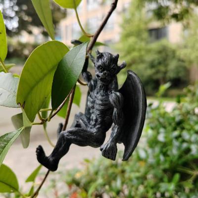 Yousheng Gothic Wasserspeier Zaunhänger Harz Drache Geflügelter Wasserspeier Ornament Kletternder Wasserspeier Figur für Garten Wand Veranda Geländer Und Dekoration